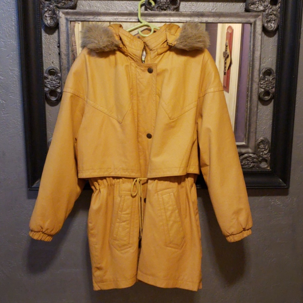 Comint Leather Faux Fur Trim Jacket w Hoodie